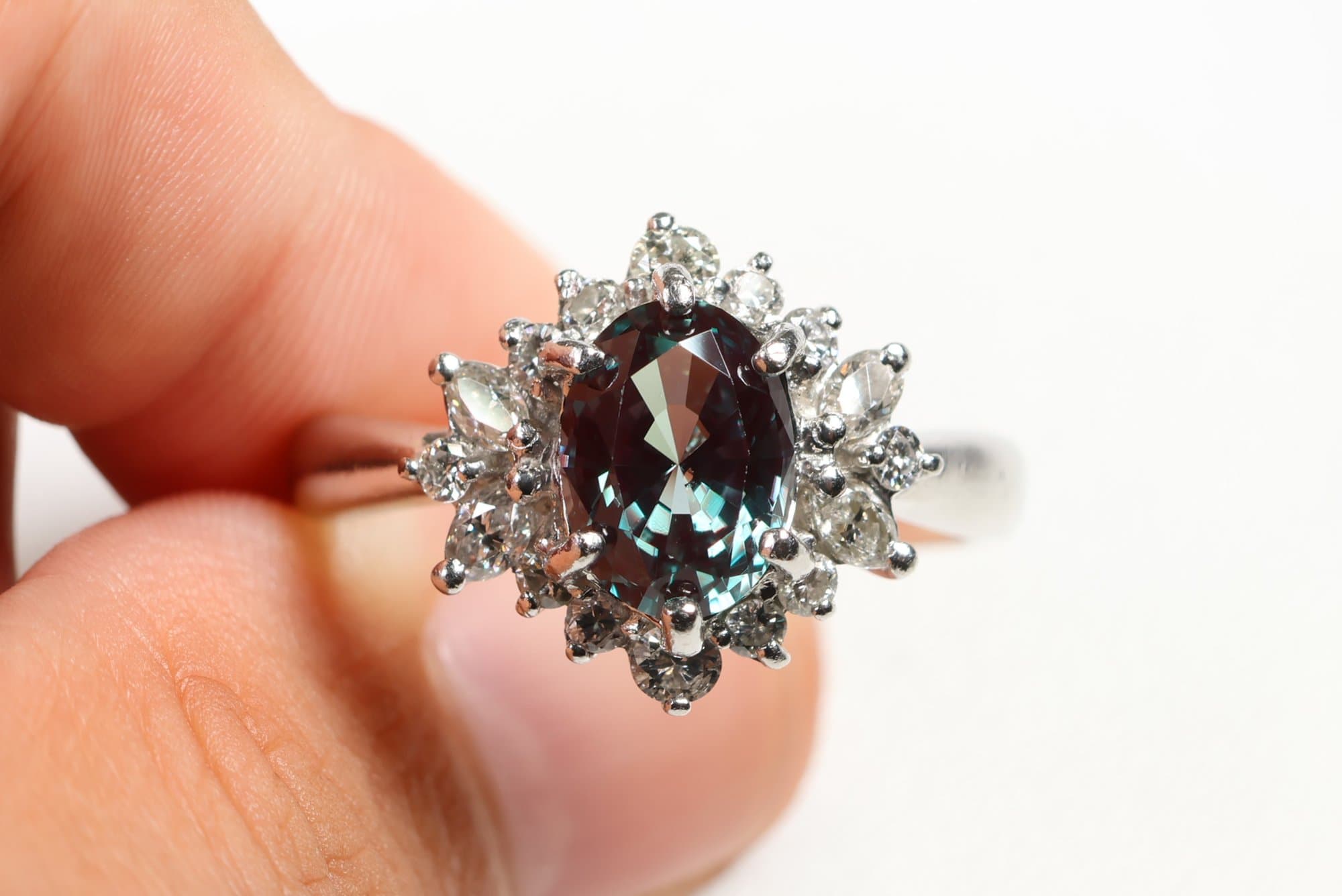 Platinum, Crescent Vert Alexandrite & Diamond Ring 1.23ctw, Gemstone Jewelry Diamonds jewelry auction on bidia.ai