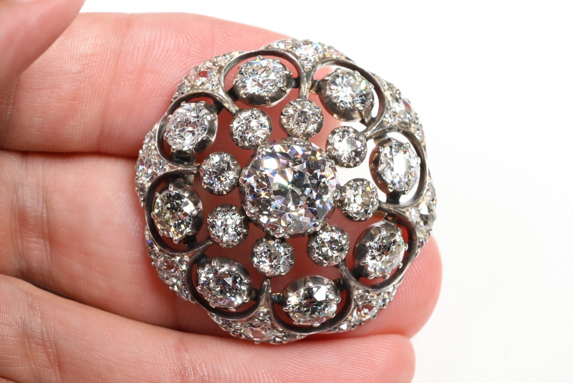 18k Gold & Platinum, Edwardian Old Mine Cut Diamond Brooch Pendant 5.58ctw, Gemstone Jewelry Diamonds jewelry auction on bidia.ai