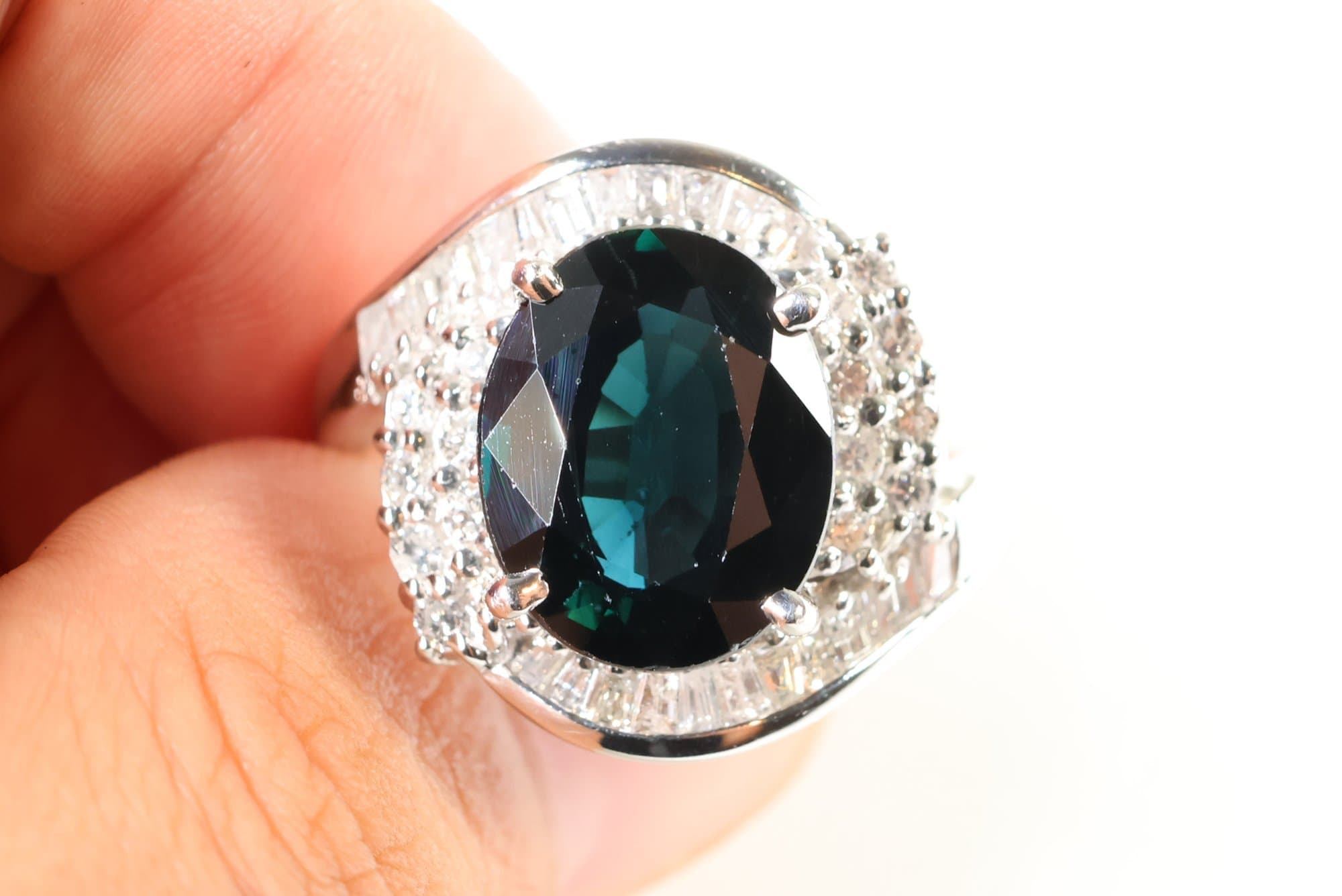 Platinum, Natural Sapphire & Diamond Ring 2.60ctw, Gemstone Jewelry Diamonds jewelry auction on bidia.ai
