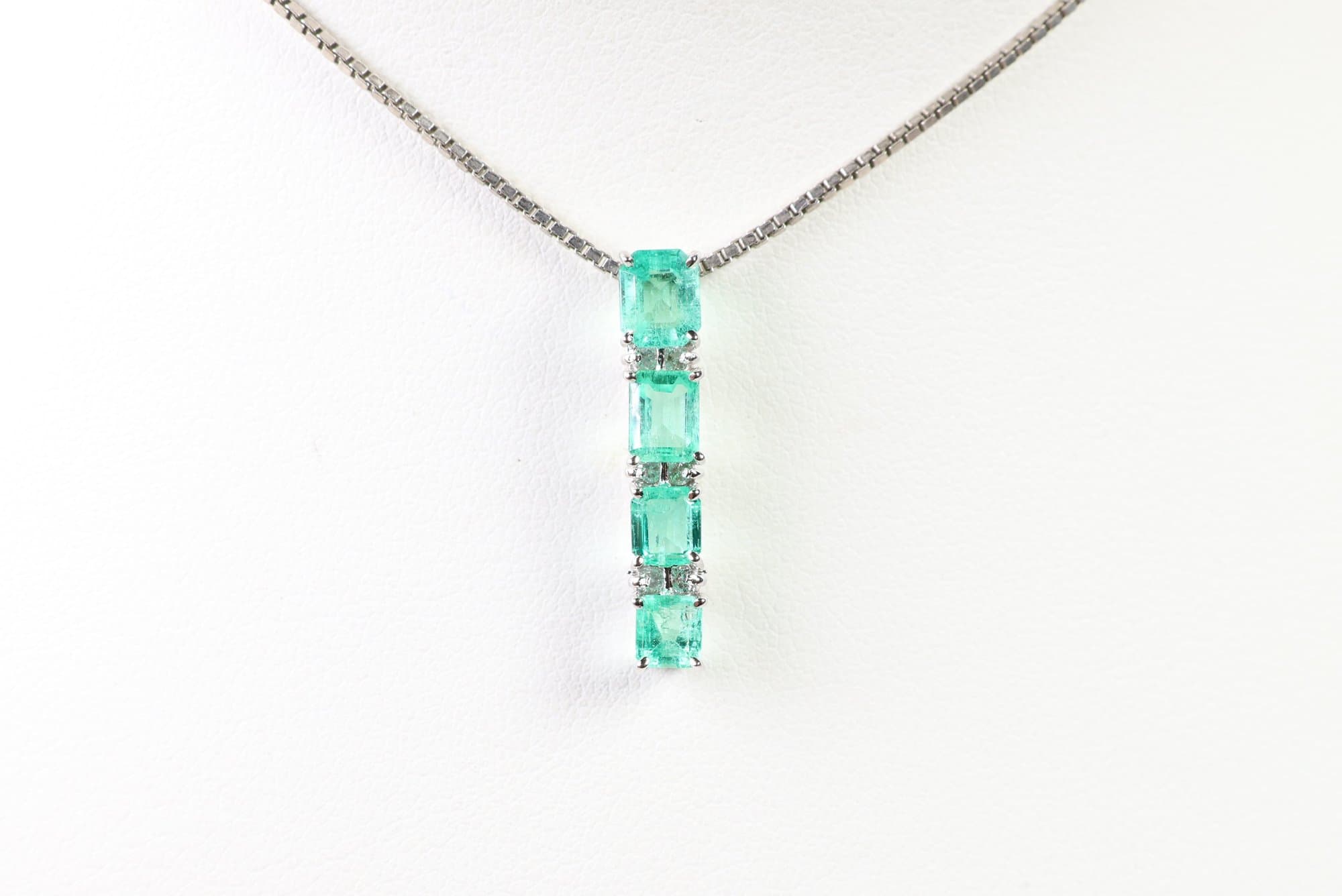 18k White Gold, Natural Colombian Emerald & Diamond Pendant 1.30ctw, Gemstone Jewelry Diamonds jewelry auction on bidia.ai