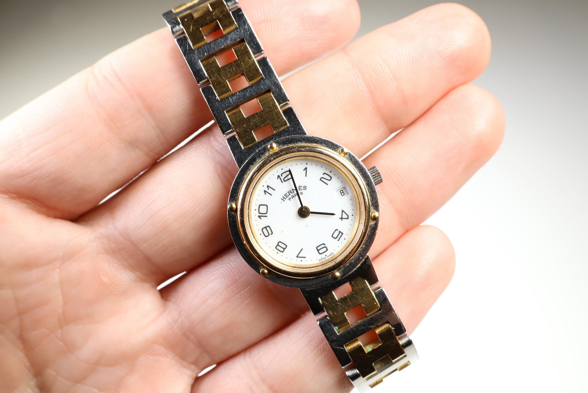 Hermes Clipper Ladies Quartz Watch Two-Tone Stainless Steel Gold Plate White Dial H-Link watches auction on bidia.ai