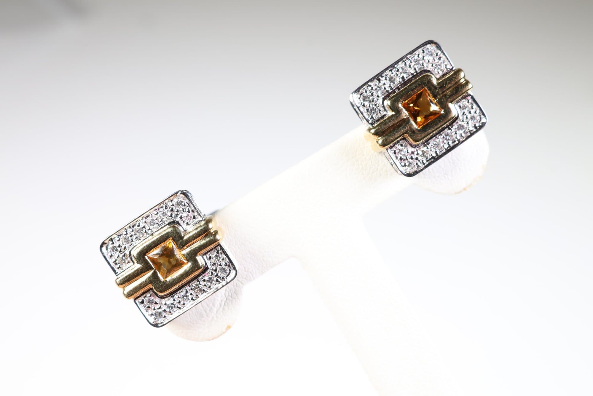 Natural Citrine & Diamond Cufflinks 1.70ctw, 18k White Gold 13.43 Grams Gemstone Jewelry jewelry auction on bidia.ai