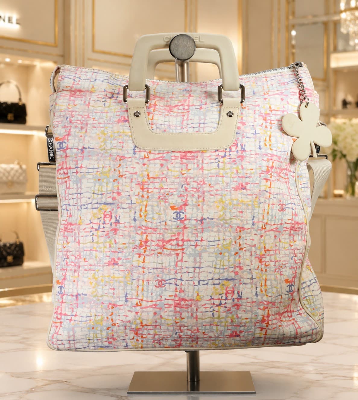 Chanel Canvas Clover Watercolor Tote Bag Pink Multicolor Print Handbag Purse handbags auction on bidia.ai