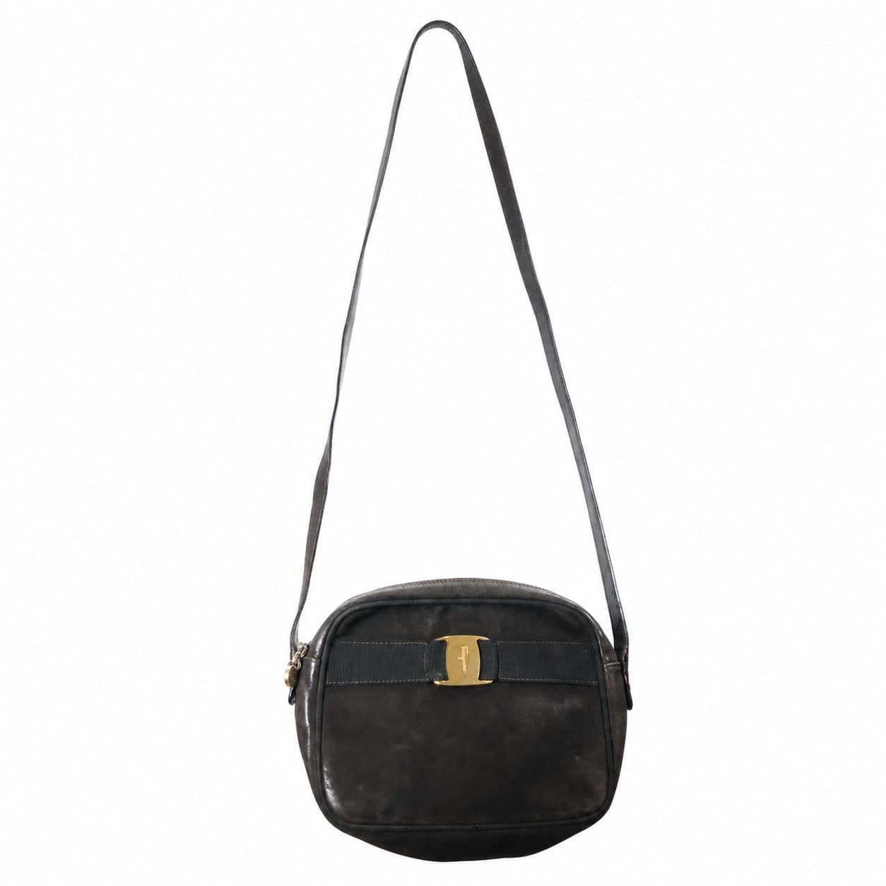 Salvatore Ferragamo Vara Bow Black Leather Camera Crossbody Shoulder Bag Purse handbags auction on bidia.ai