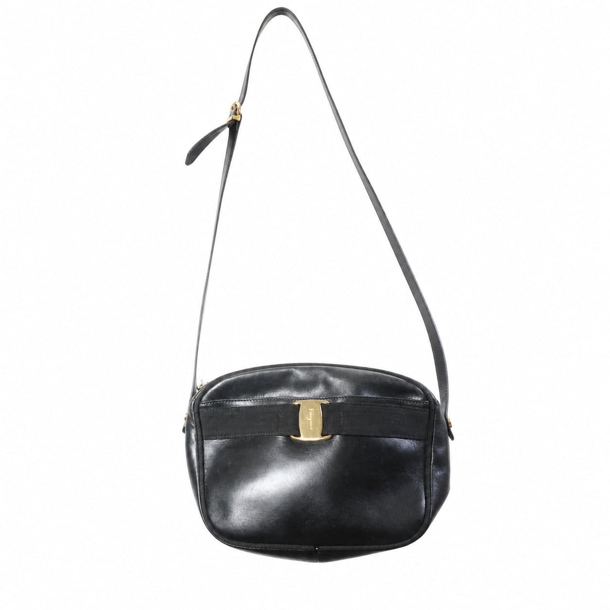 Salvatore Ferragamo Vara Bow Black Leather Crossbody Shoulder Bag Handbag Purse handbags auction on bidia.ai