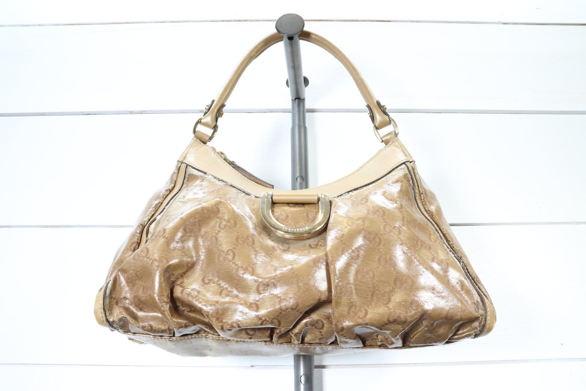 Gucci Abbey D-Ring GG Canvas Leather Hobo Shoulder Bag Beige Gold handbags auction on bidia.ai